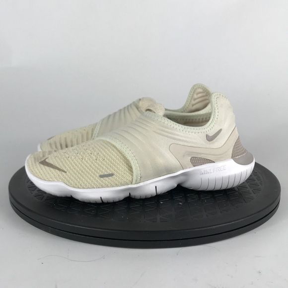 Nike Free Run Flyknit 3.0 Ivory Athletic Running Shoes AQ5708-200 Women Size 5.5 - Picture 8 of 12
